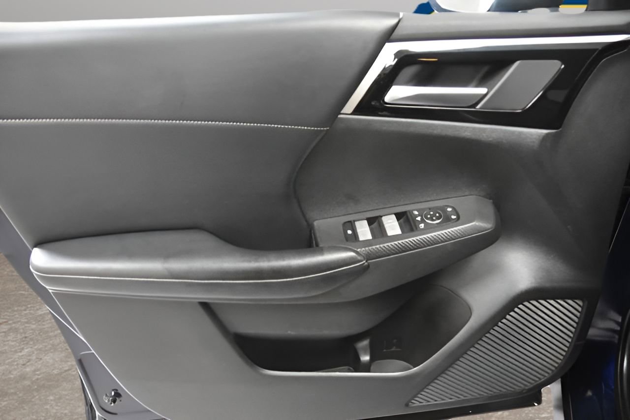 Used 2024 Mitsubishi Outlander SE FWD image 12
