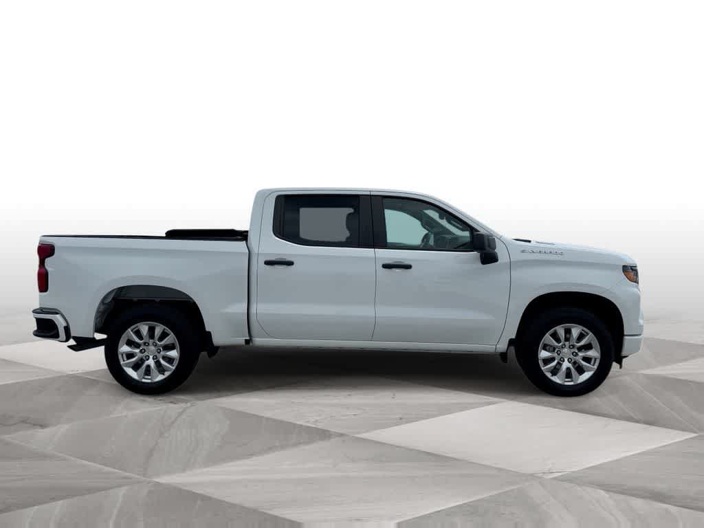 Used 2024 Chevrolet Silverado 1500 Custom RWD image 9