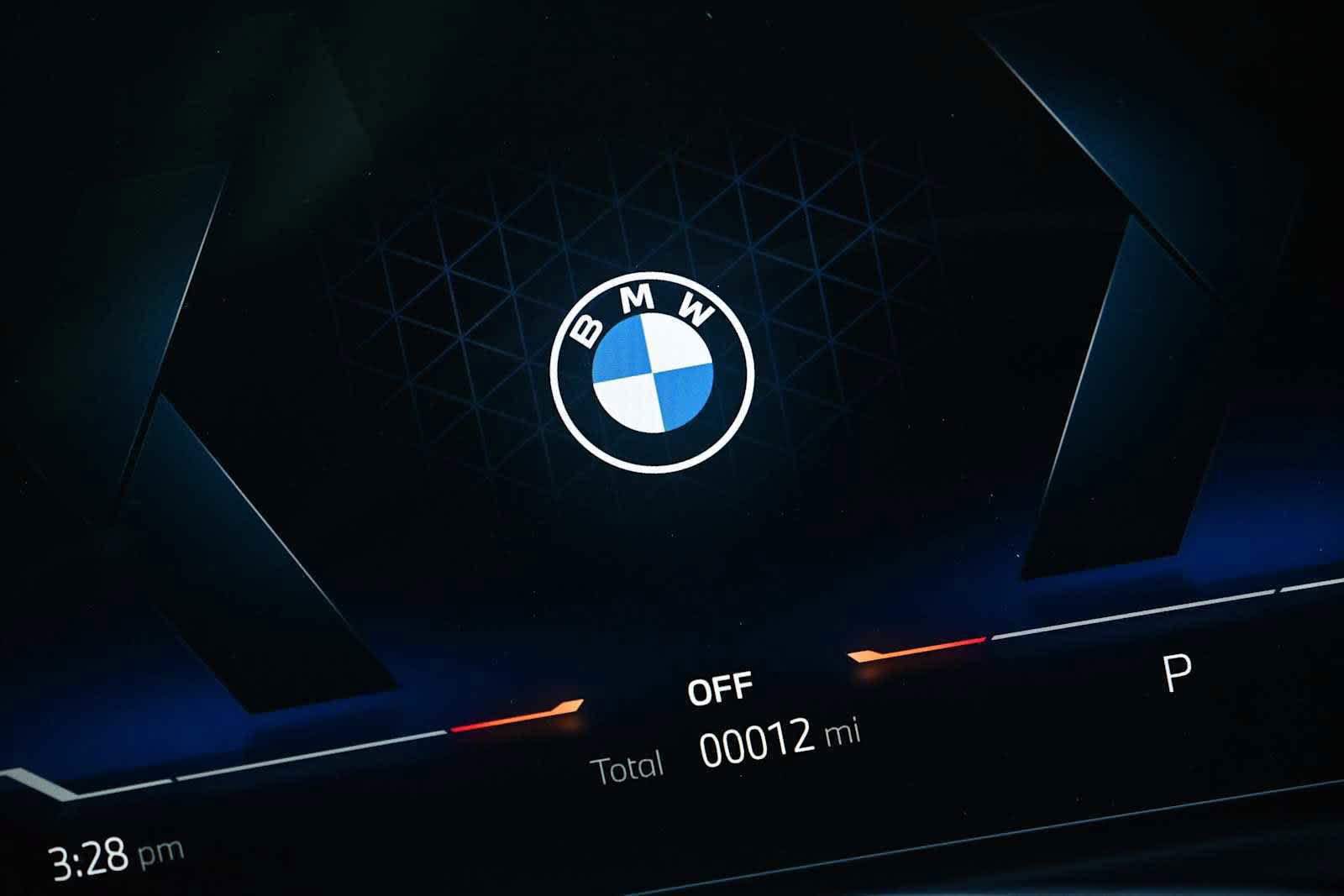 Used 2026 BMW 330i Sedan w/ M Sport Package RWD image 15