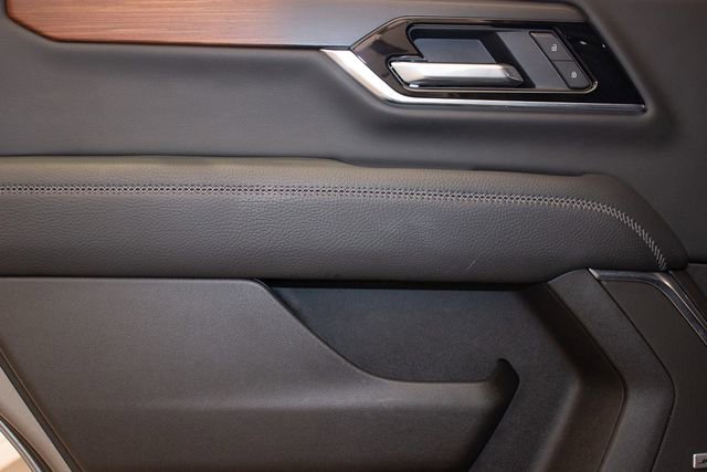 Used 2025 GMC Yukon Denali image 21