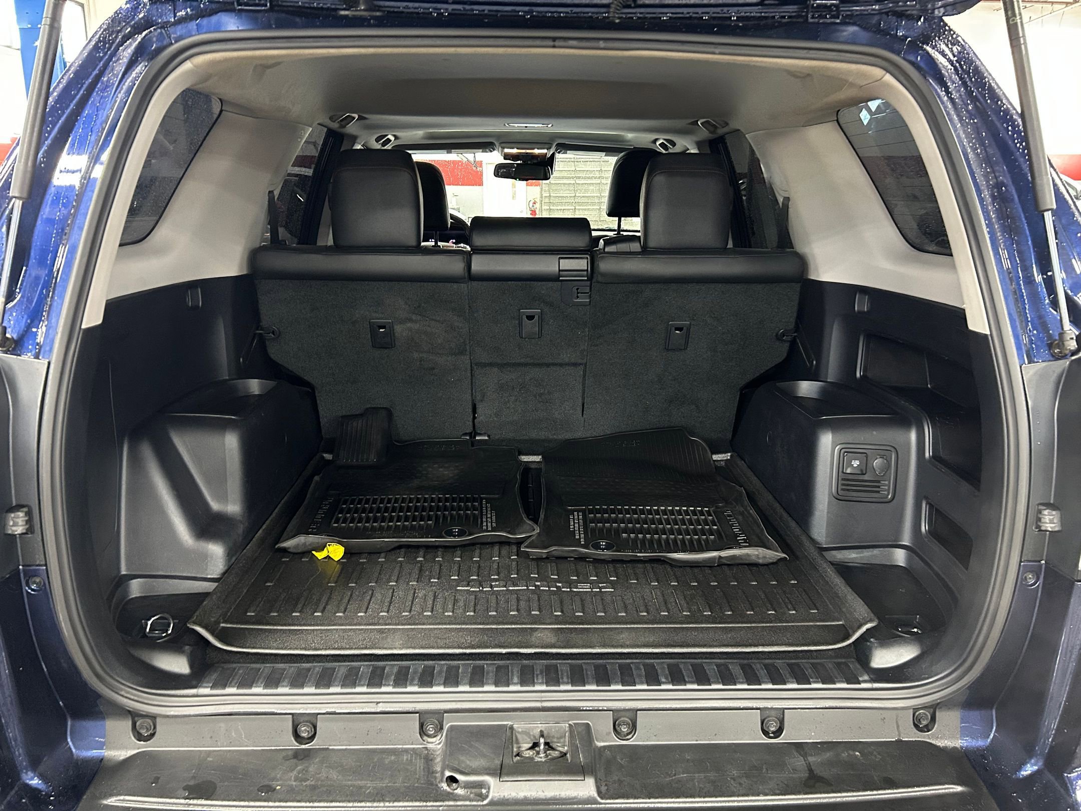 Used 2024 Toyota 4Runner TRD Off-Road Premium w/ Moonroof Package AWD/4WD image 26