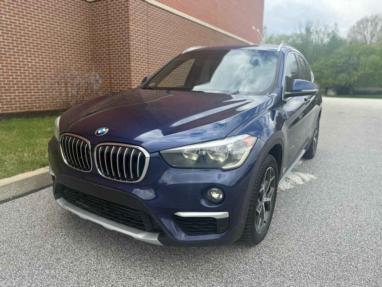Used 2018 BMW X1 xDrive28i image 3