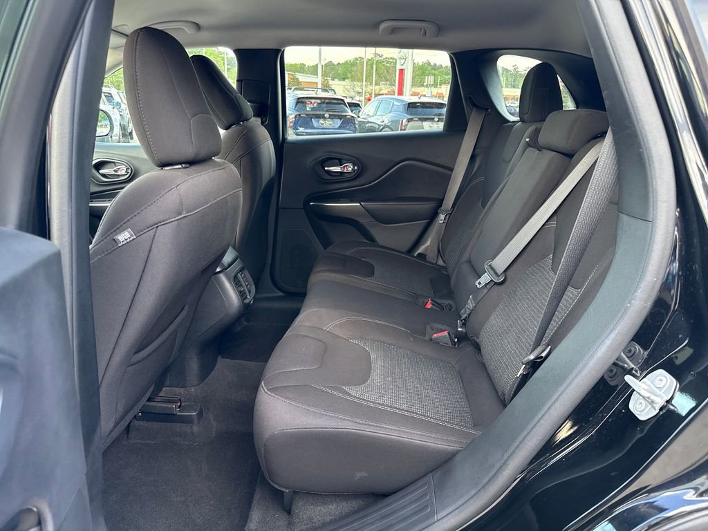 Used 2020 Jeep Cherokee Latitude image 25