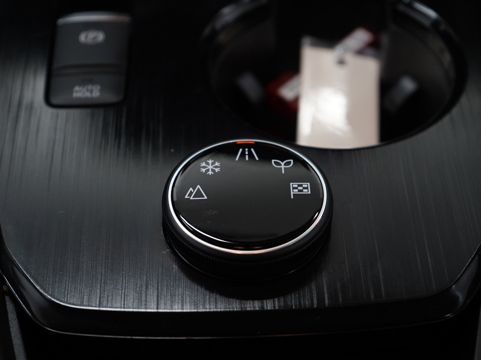 Used 2024 Nissan Rogue SV w/ SV Premium Package image 21