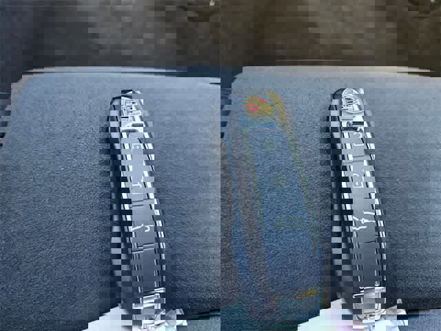 Used 2025 Porsche 911 Carrera 4 GTS image 35