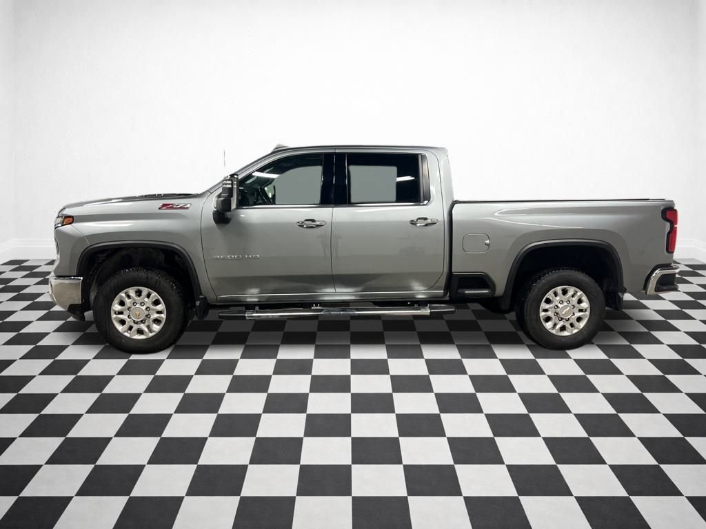 Certified 2024 Chevrolet Silverado 2500 LTZ w/ LTZ Premium Package image 6