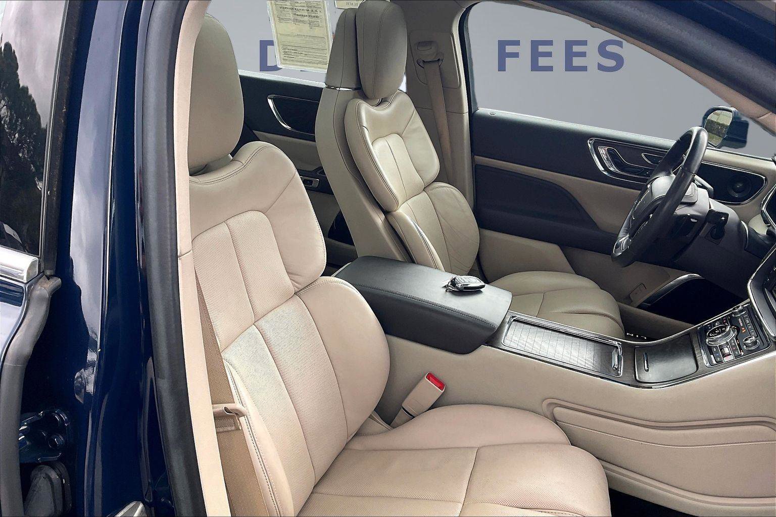 Used 2019 Lincoln Continental Reserve AWD/4WD image 29