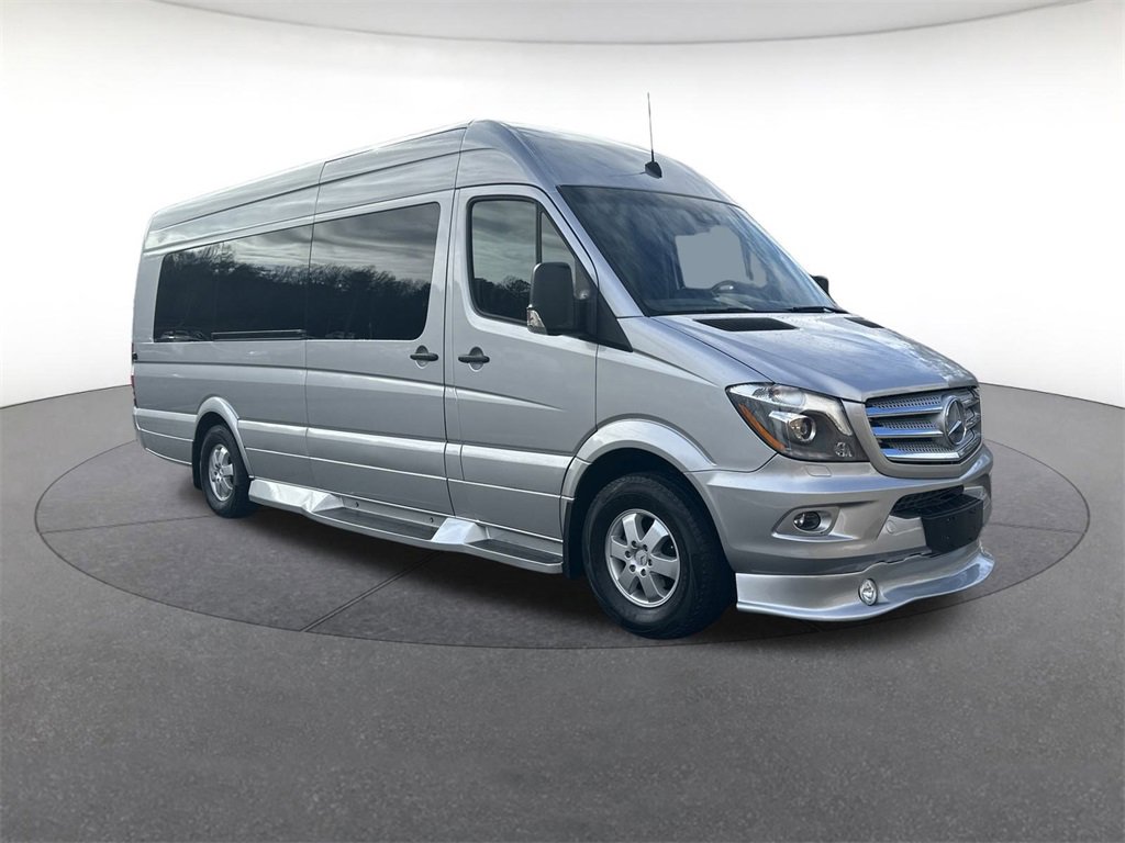 Used 2017 Mercedes-Benz Sprinter 2500 image 7