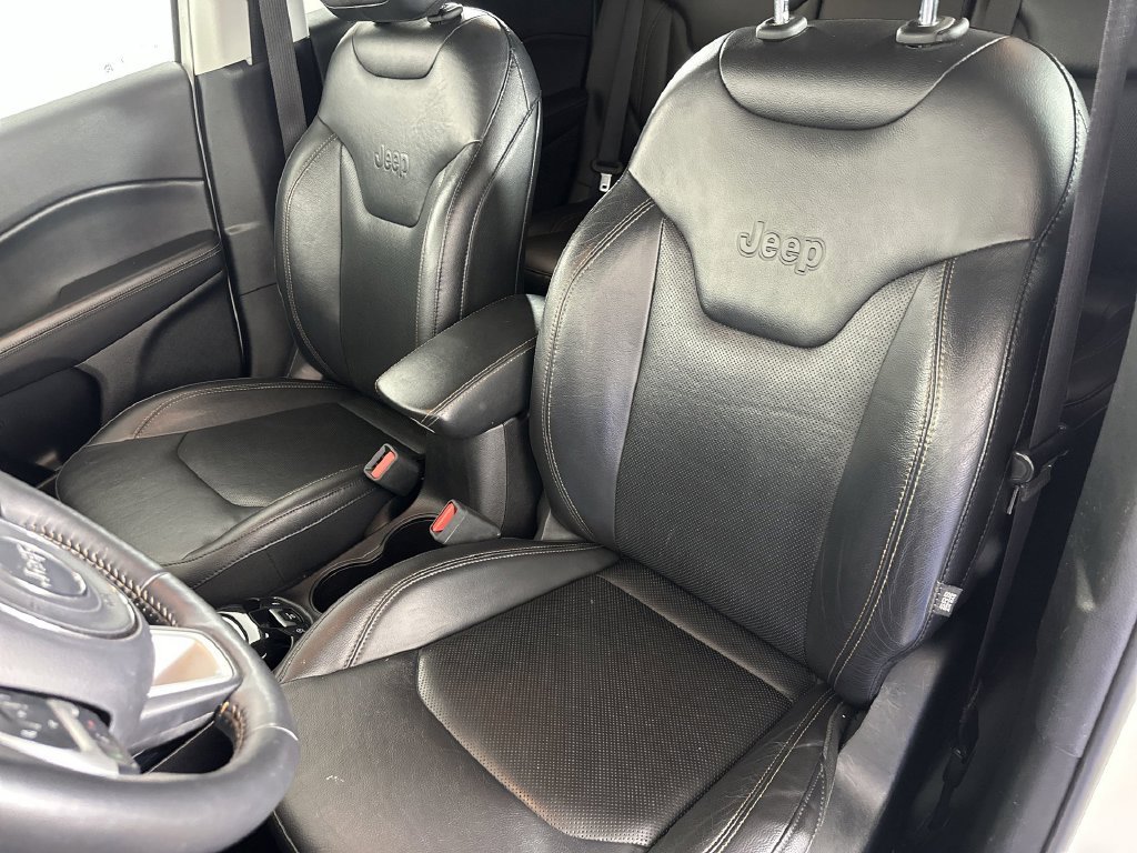 Used 2019 Jeep Compass Limited AWD/4WD image 21