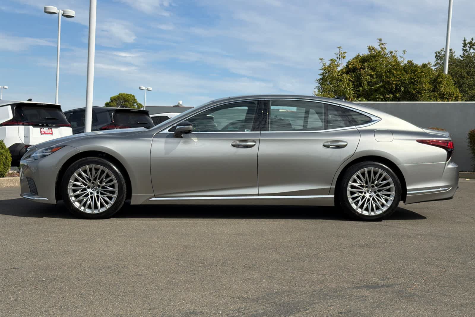 Certified 2024 Lexus LS 500 w/ Interior Upgrade Package RWD image 9