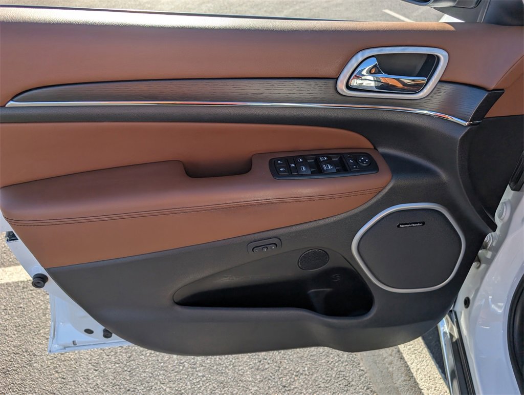 Used 2018 Jeep Grand Cherokee Summit w/ Skid Plate Group image 13