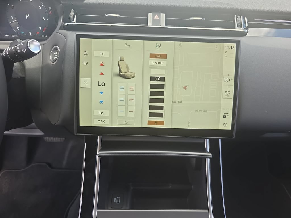New 2026 Land Rover Range Rover Velar S AWD/4WD image 24