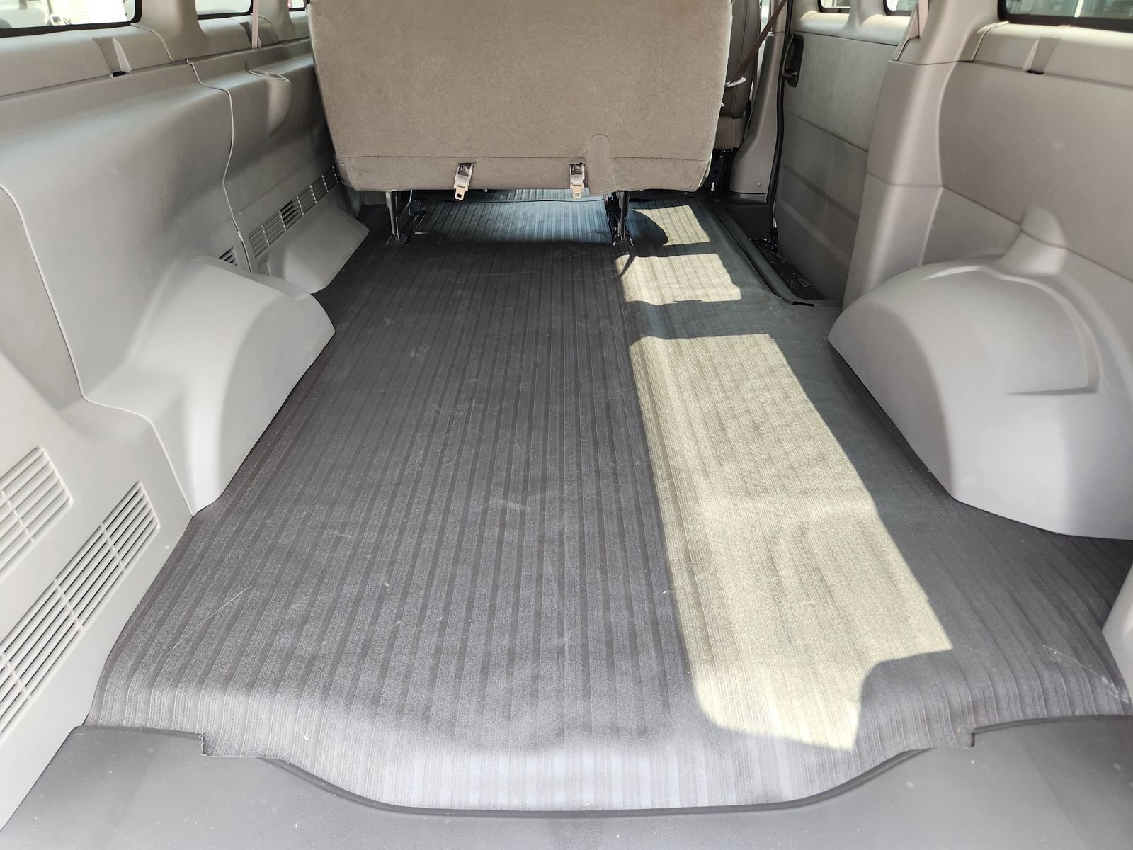 New 2024 Chevrolet Express 2500 image 26