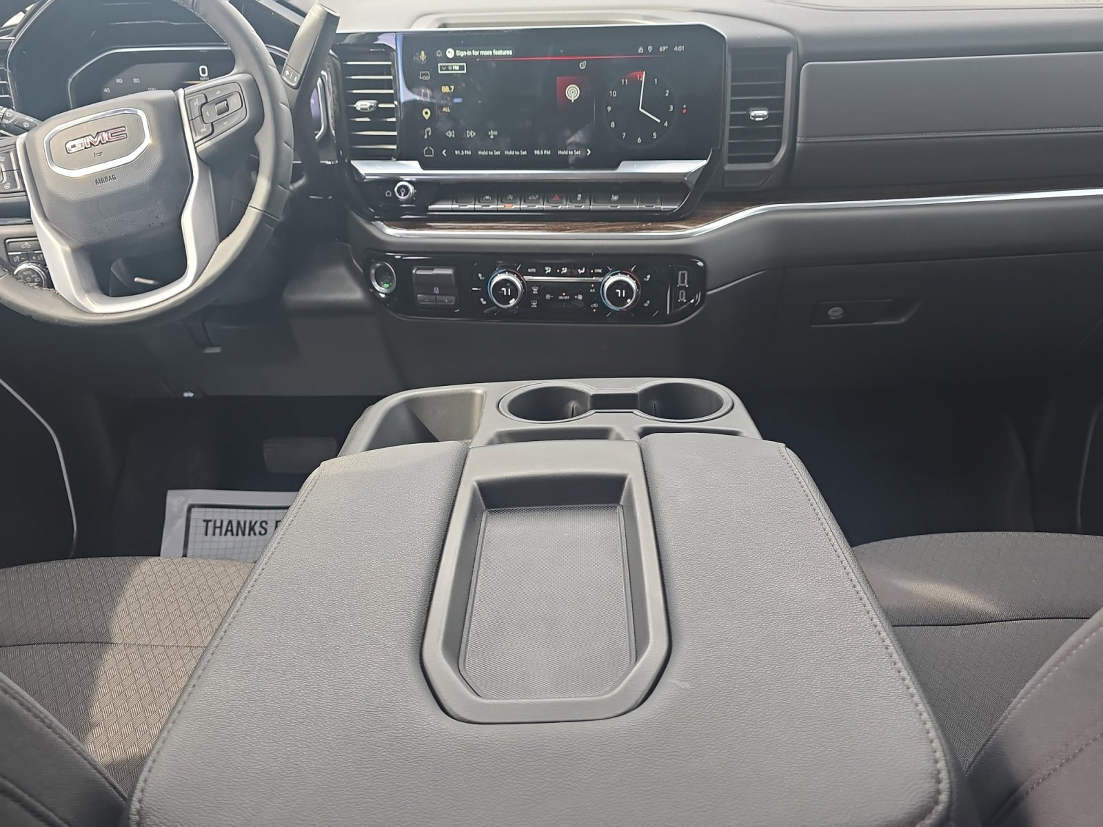 Used 2025 GMC Sierra 1500 Elevation image 3