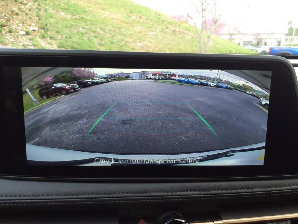 New 2025 Nissan Ariya AWD image 24