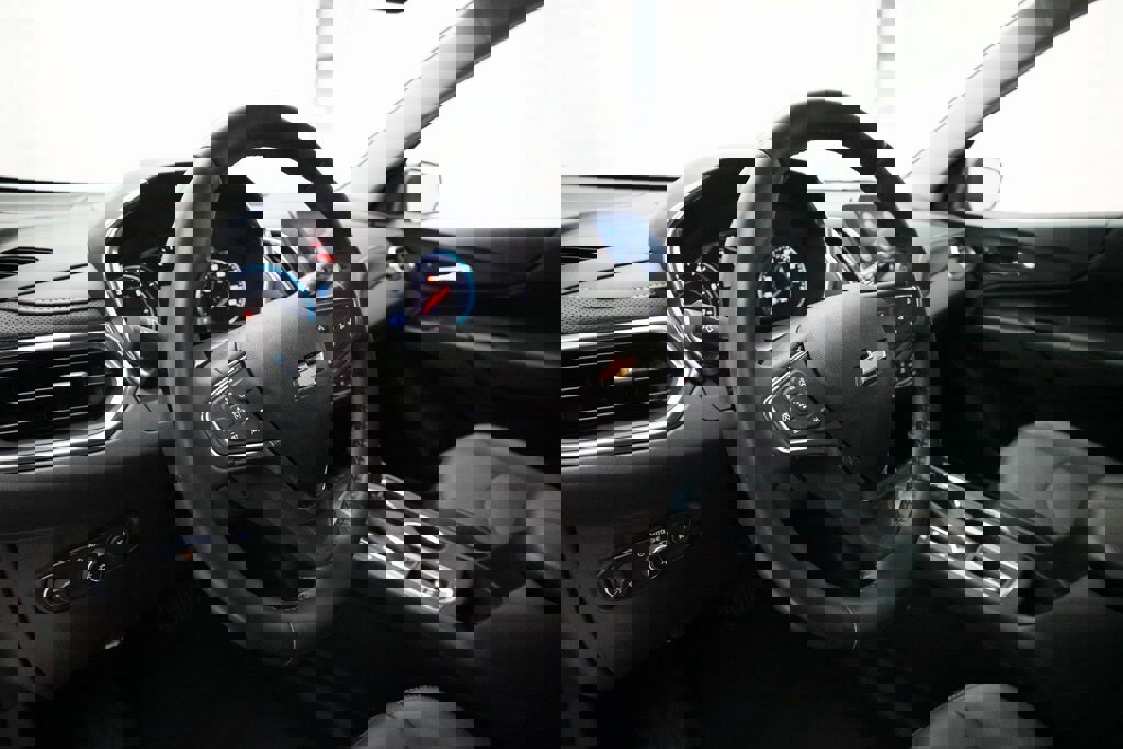 Used 2021 Chevrolet Equinox Premier image 7