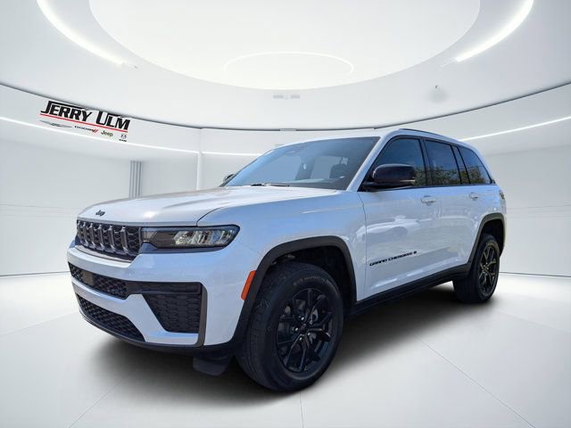 New 2026 Jeep Grand Cherokee Altitude RWD image 7