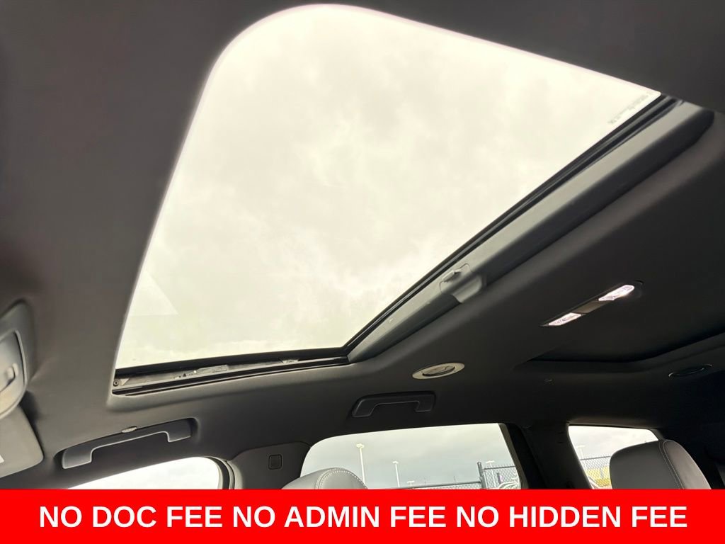 Used 2024 Buick Enclave Essence w/ Experience Buick Package AWD/4WD image 24
