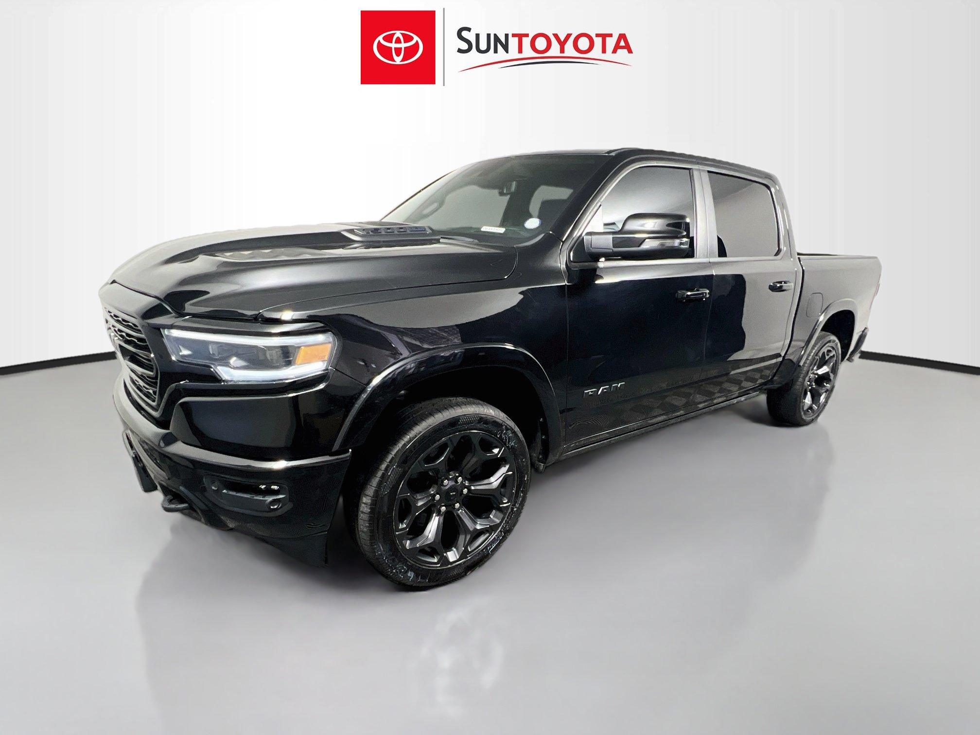 Used 2023 RAM 1500 Limited AWD/4WD image 9
