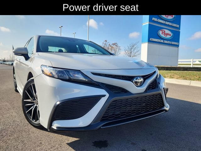 Used 2023 Toyota Camry SE image 12
