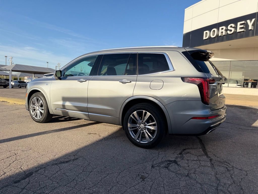 Used 2024 Cadillac XT6 Premium Luxury image 8