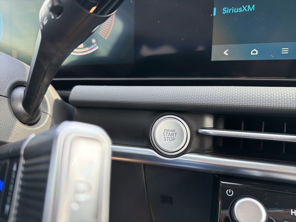 New 2026 Hyundai Tucson Blue SE image 37