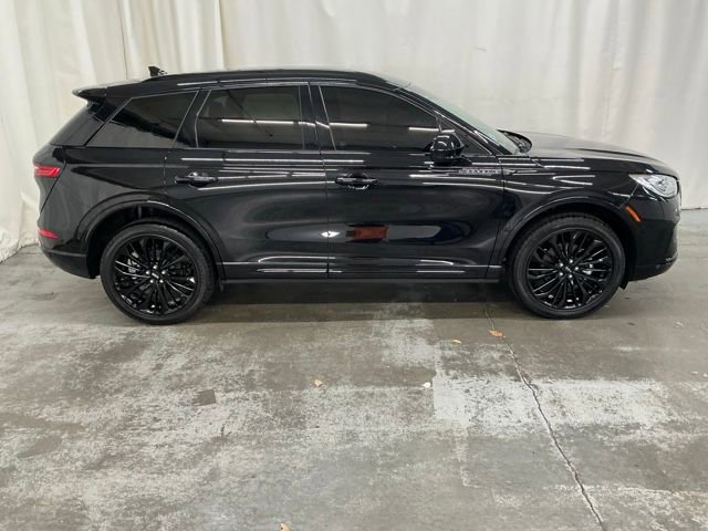 Used 2024 Lincoln Corsair Reserve w/ Jet Appearance Package image 2