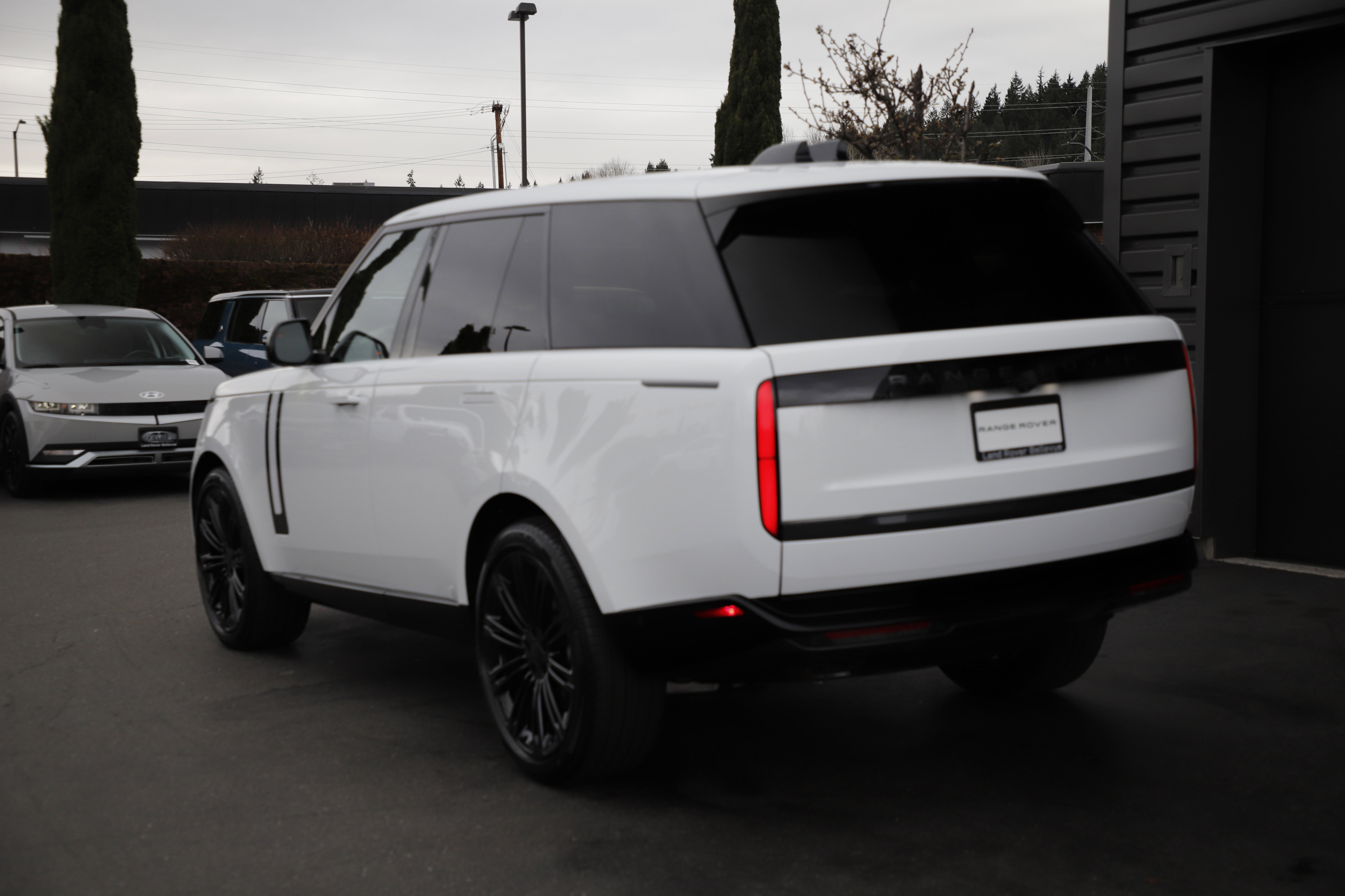 New 2026 Land Rover Range Rover SE AWD/4WD image 6