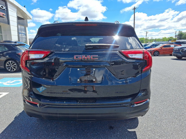 Used 2023 GMC Terrain SLE w/ Driver Convenience Package AWD/4WD image 5