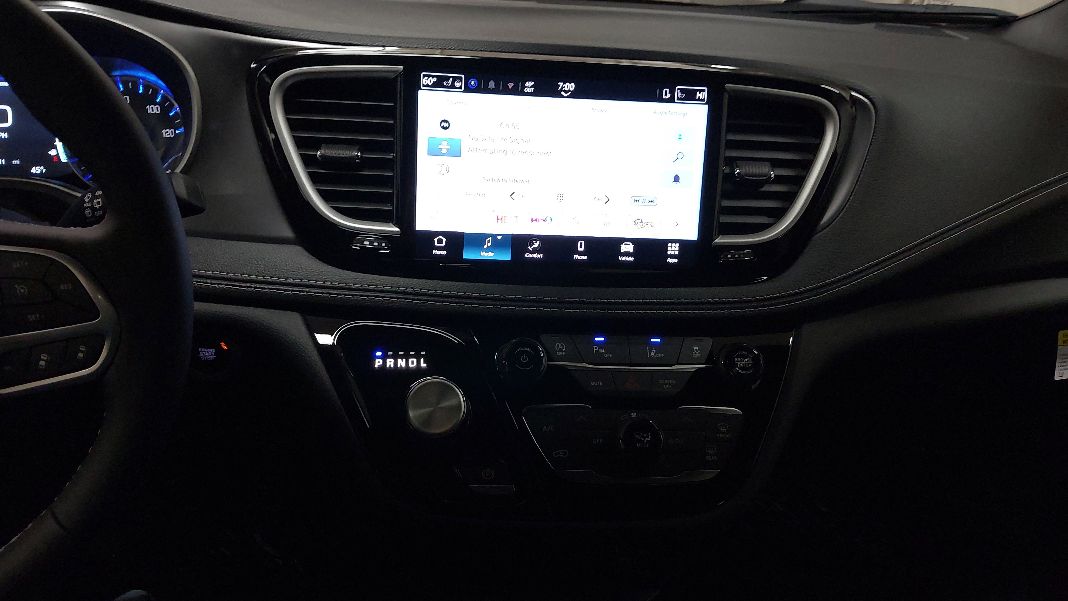 New 2026 Chrysler Pacifica Select FWD image 20