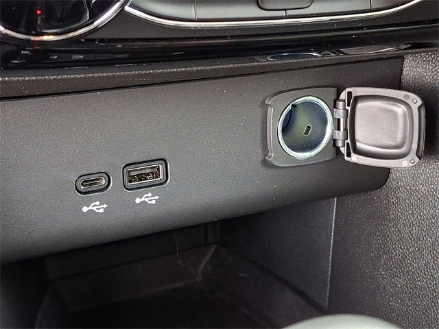 Certified 2025 Buick Encore GX Sport Touring image 23
