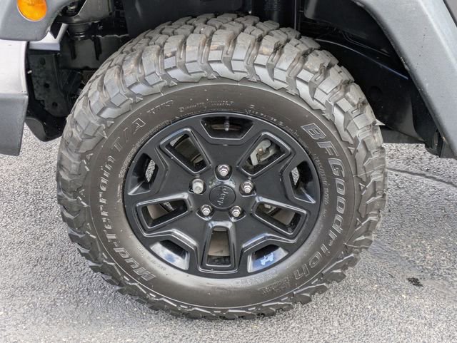 Certified 2018 Jeep Wrangler Sport AWD/4WD image 25