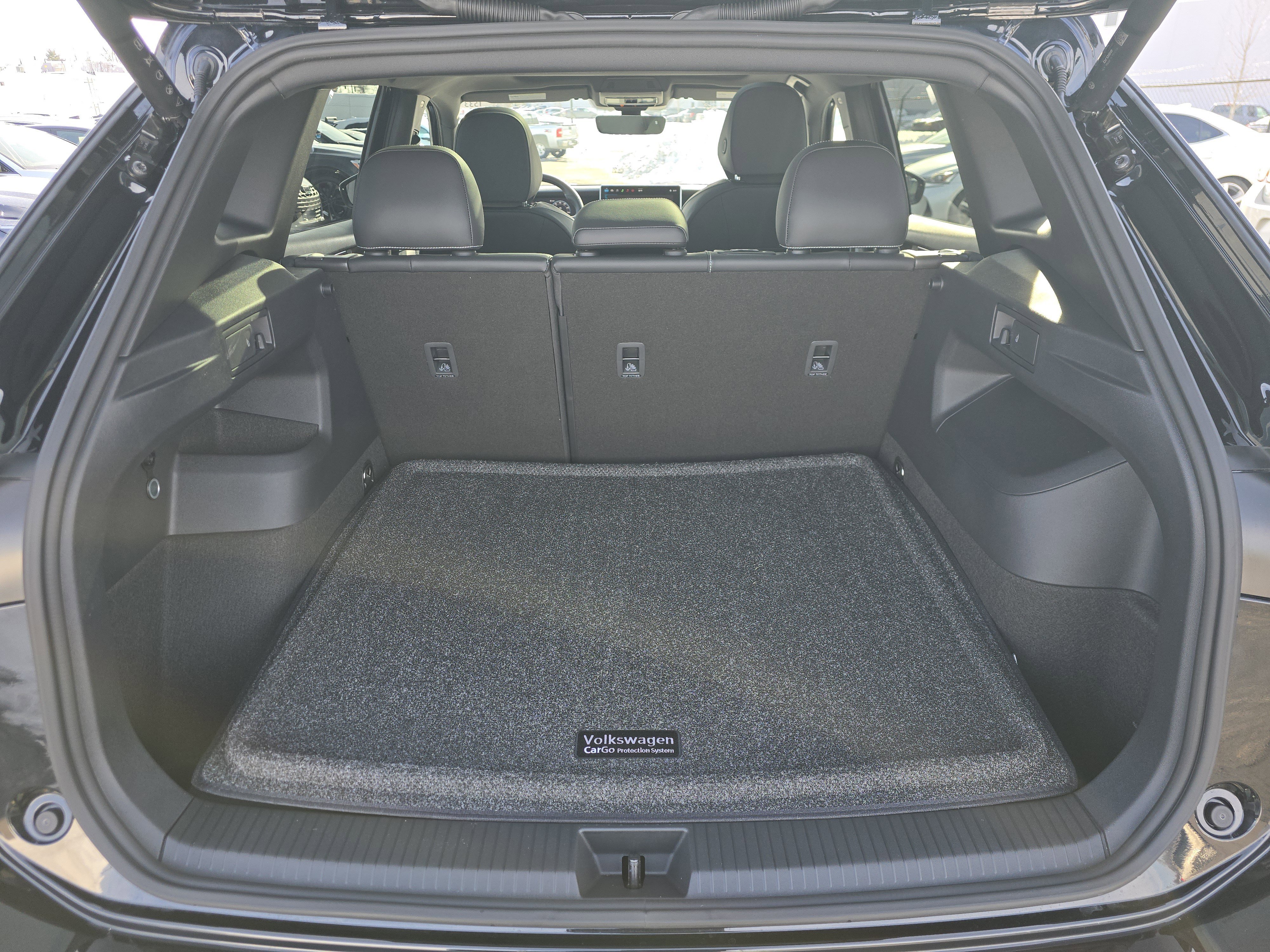 New 2026 Volkswagen Tiguan SE R-Line image 15