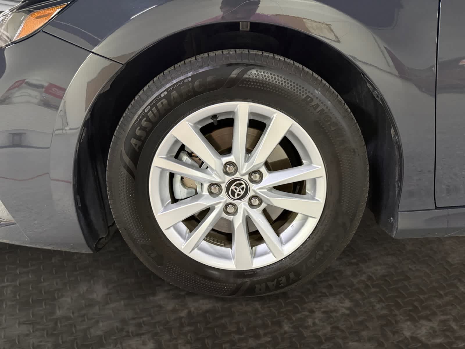 Used 2025 Toyota Camry LE FWD image 21