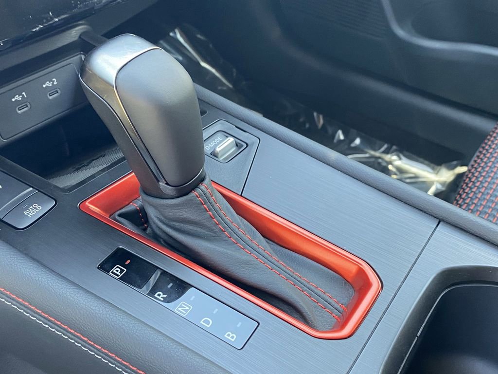 New 2025 Nissan Kicks SR image 19