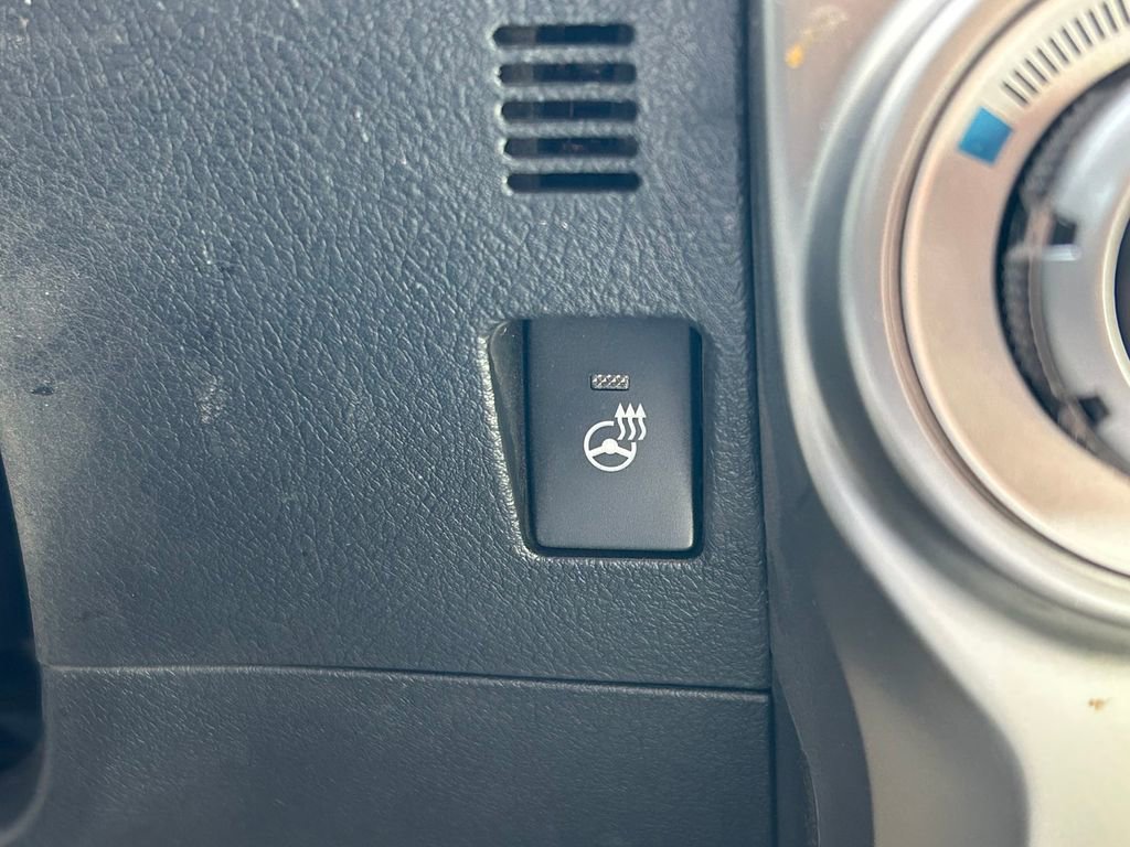 Used 2023 Toyota 4Runner Limited image 31