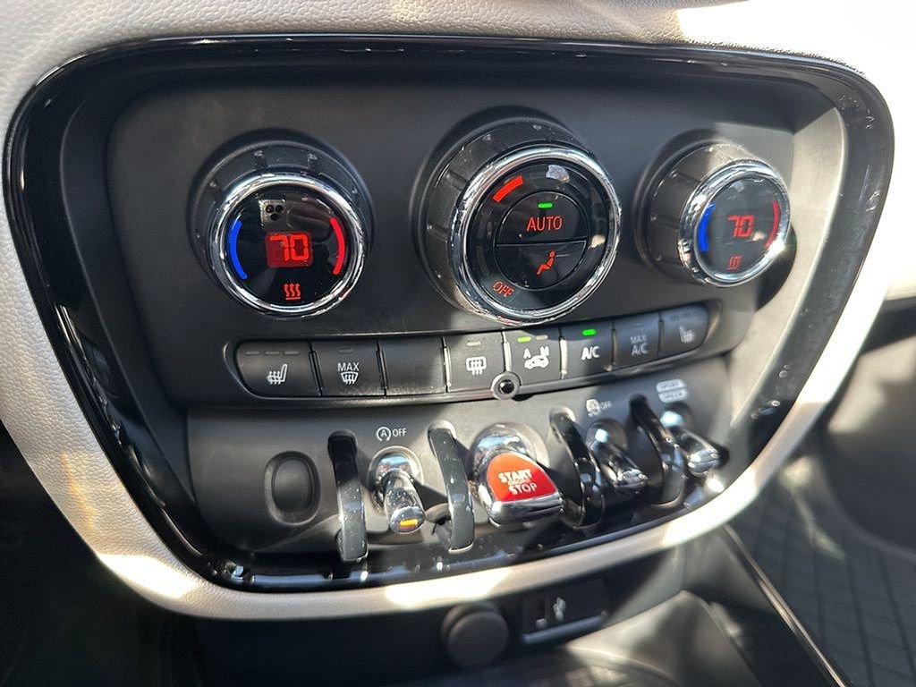 Used 2020 MINI Cooper Clubman S image 12