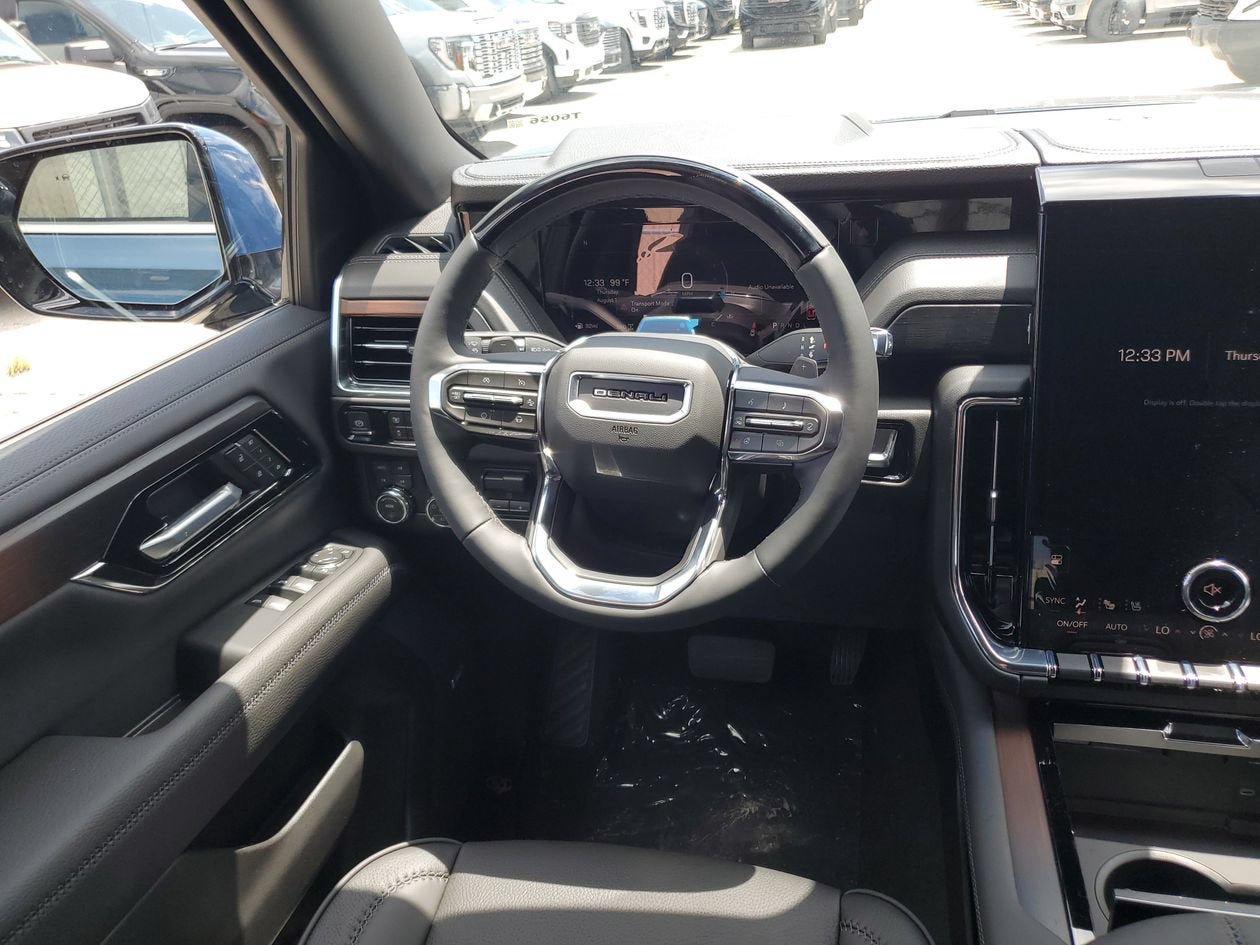 New 2026 GMC Yukon XL Denali w/ Denali Reserve Package AWD/4WD image 13