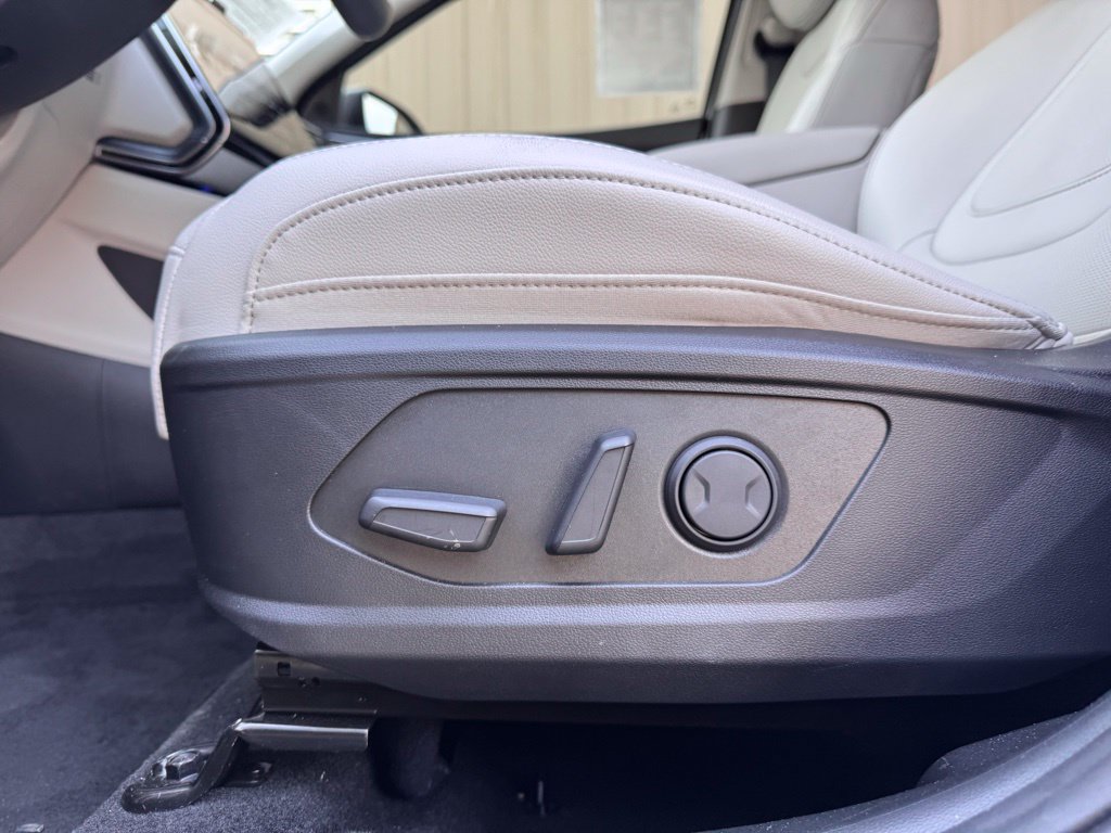 New 2024 Hyundai Tucson SEL w/ Convenience Package FWD image 9