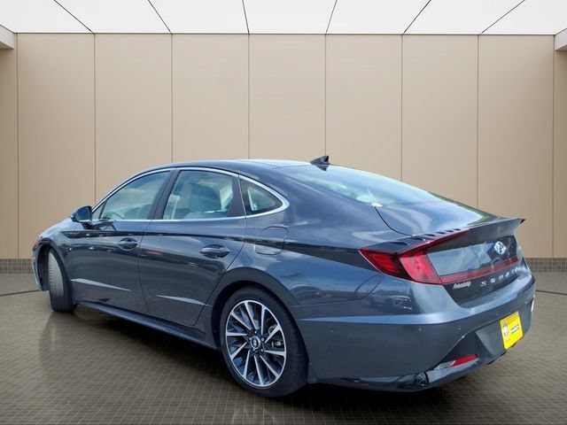 Used 2022 Hyundai Sonata Limited w/ Winter Weather Package FWD image 8