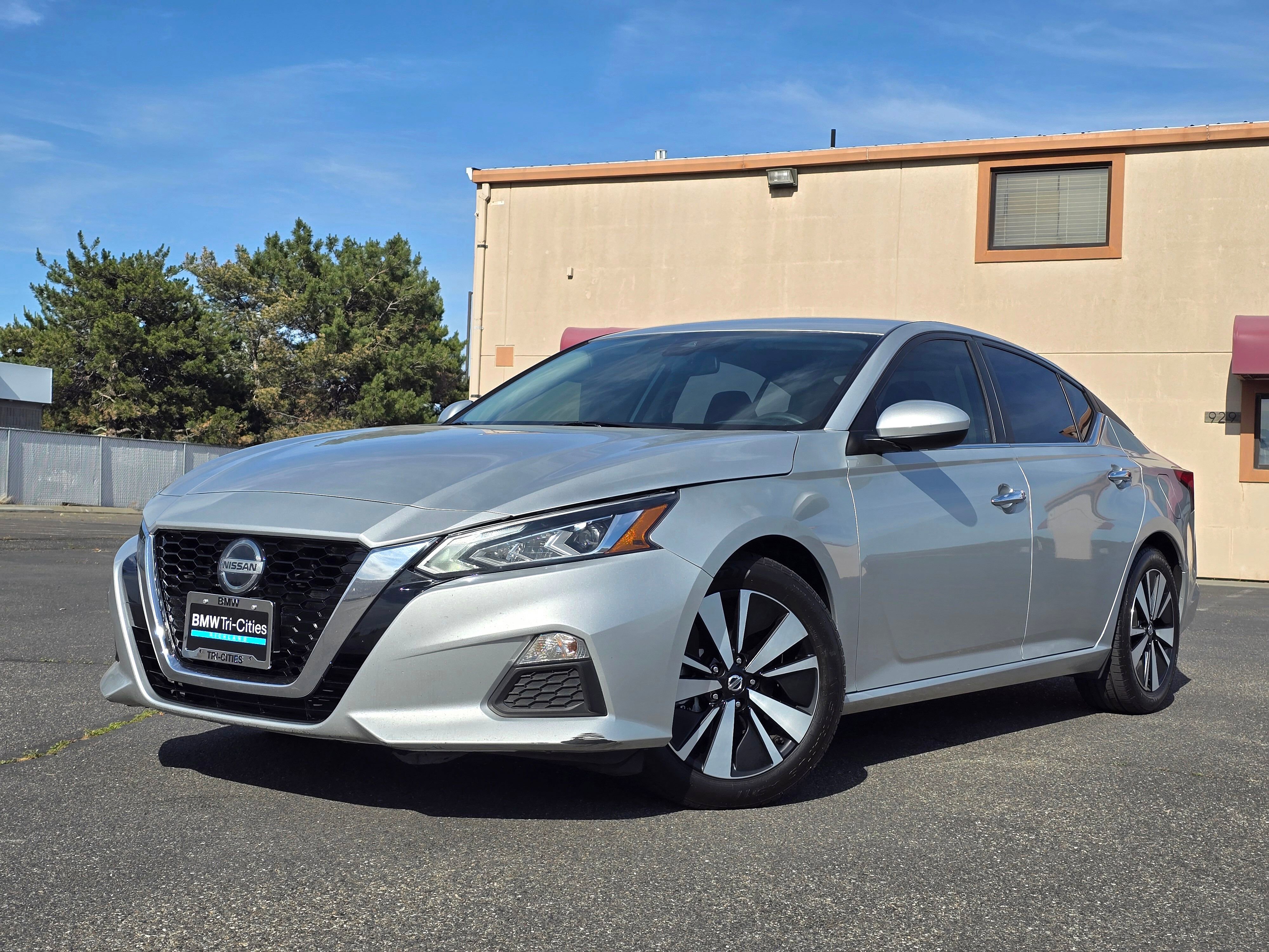 Used 2021 Nissan Altima 2.5 SV FWD image 32