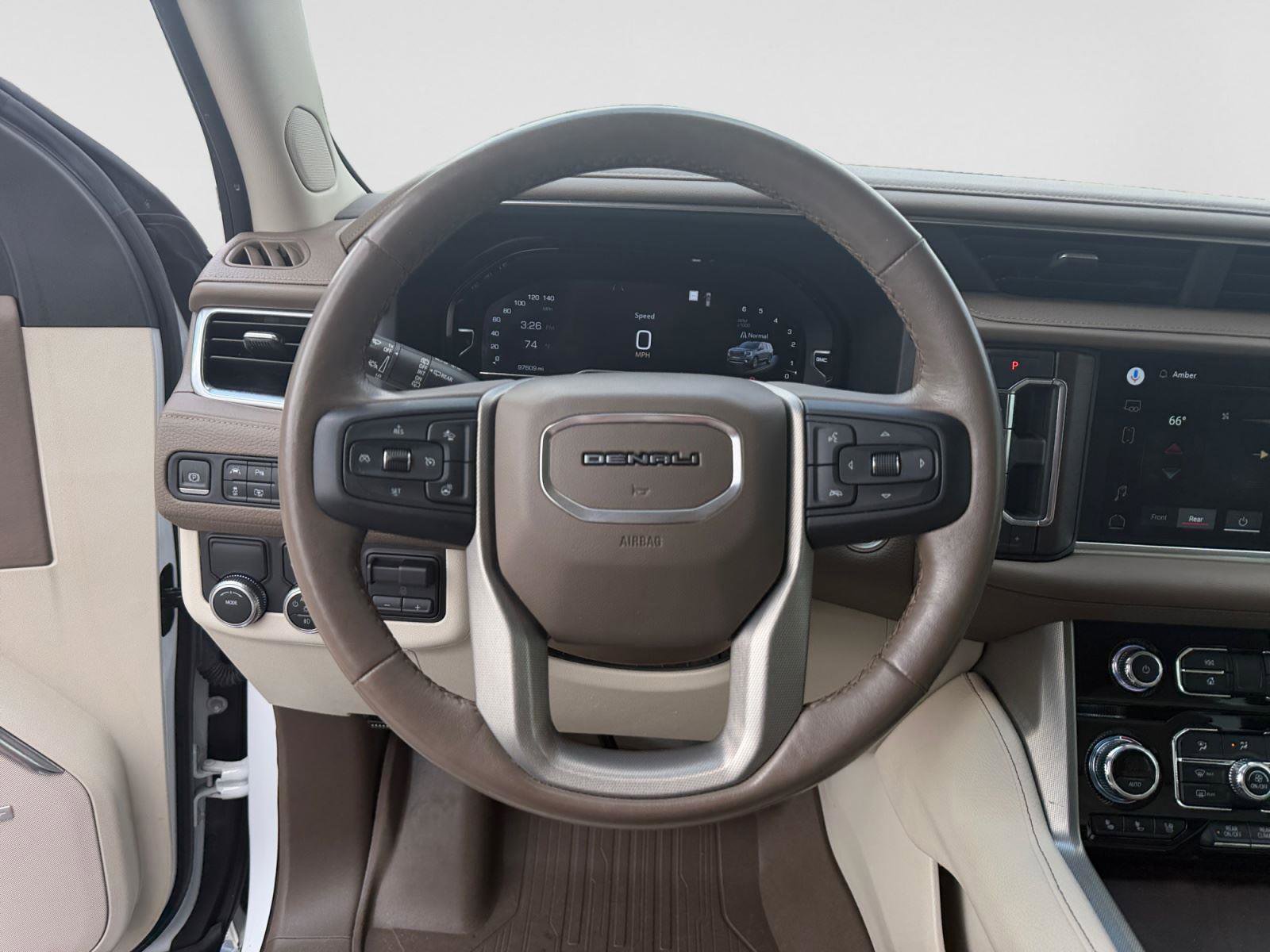 Used 2022 GMC Yukon XL Denali w/ Denali Premium Package RWD image 11