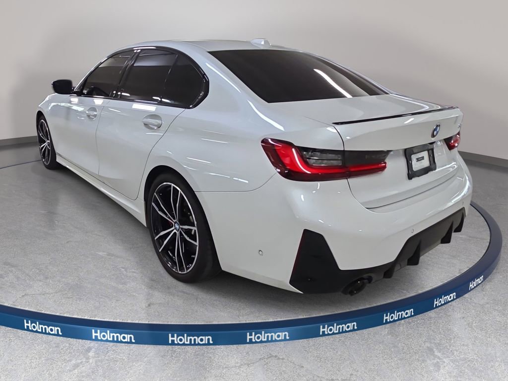 Used 2023 BMW 330i Sedan w/ M Sport Package RWD image 9