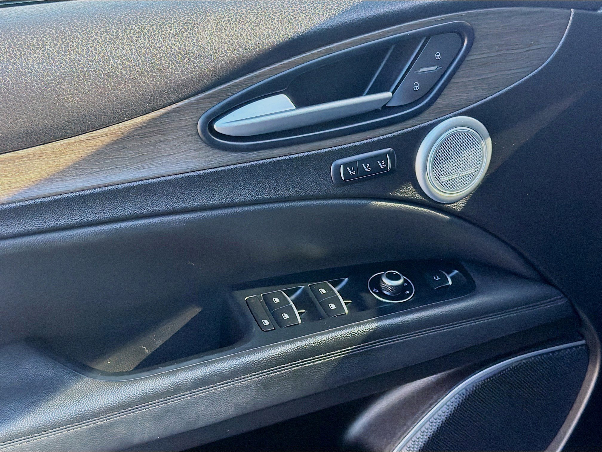 Used 2018 Alfa Romeo Stelvio Ti image 14