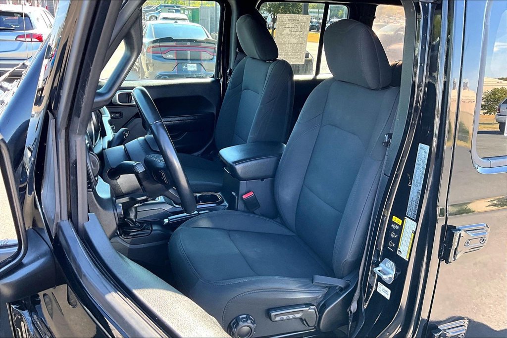 Used 2022 Jeep Wrangler Unlimited Sport AWD/4WD image 23