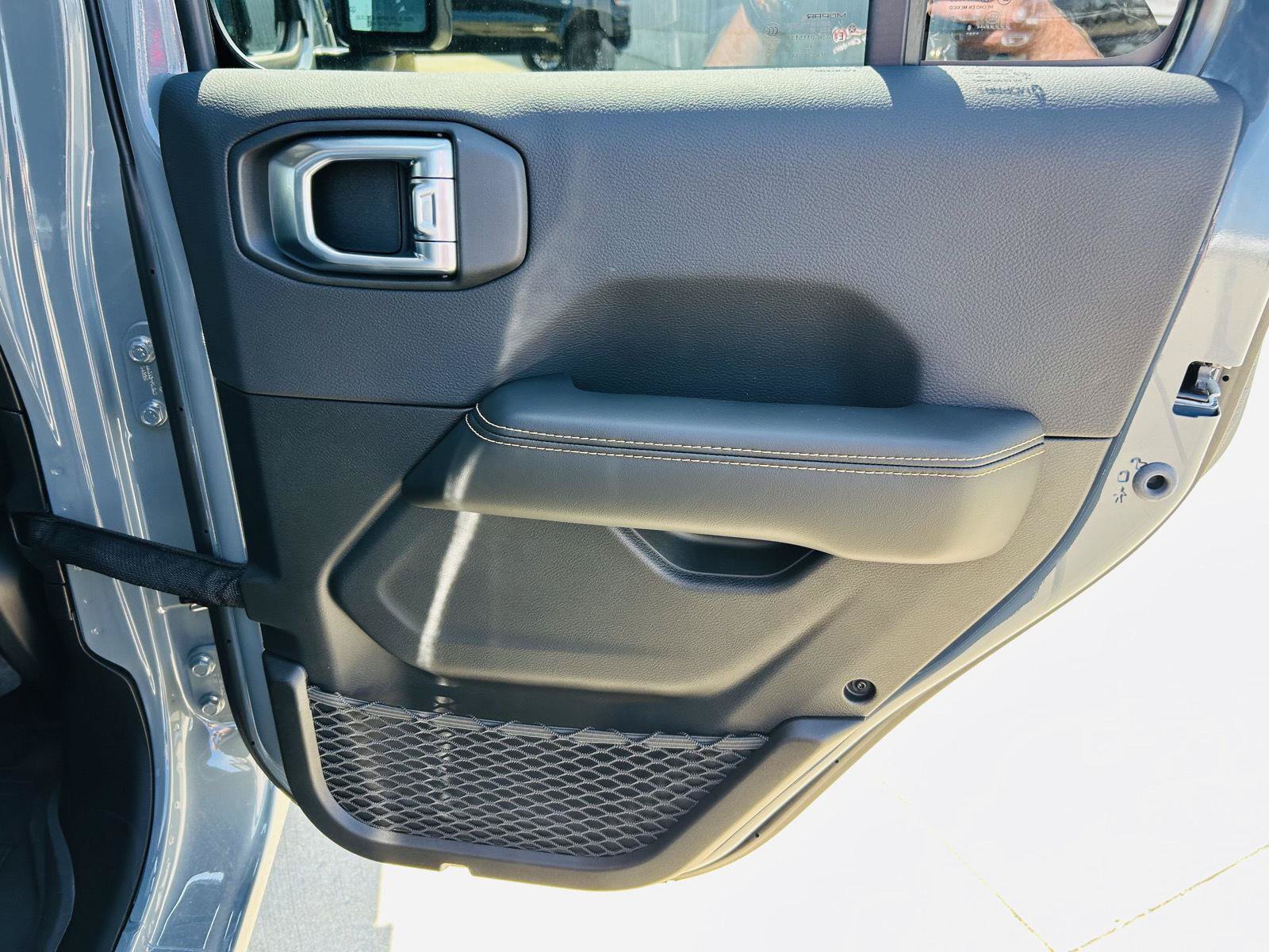 New 2026 Jeep Gladiator Sport AWD/4WD image 27