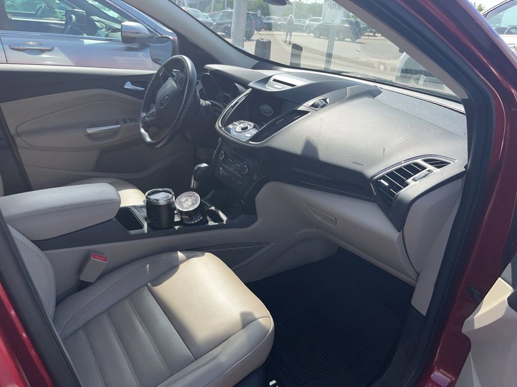 Used 2017 Ford Escape Titanium AWD/4WD image 12
