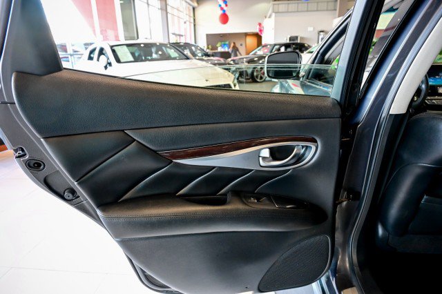 Used 2012 INFINITI M37 x w/ Premium Pkg AWD/4WD image 25