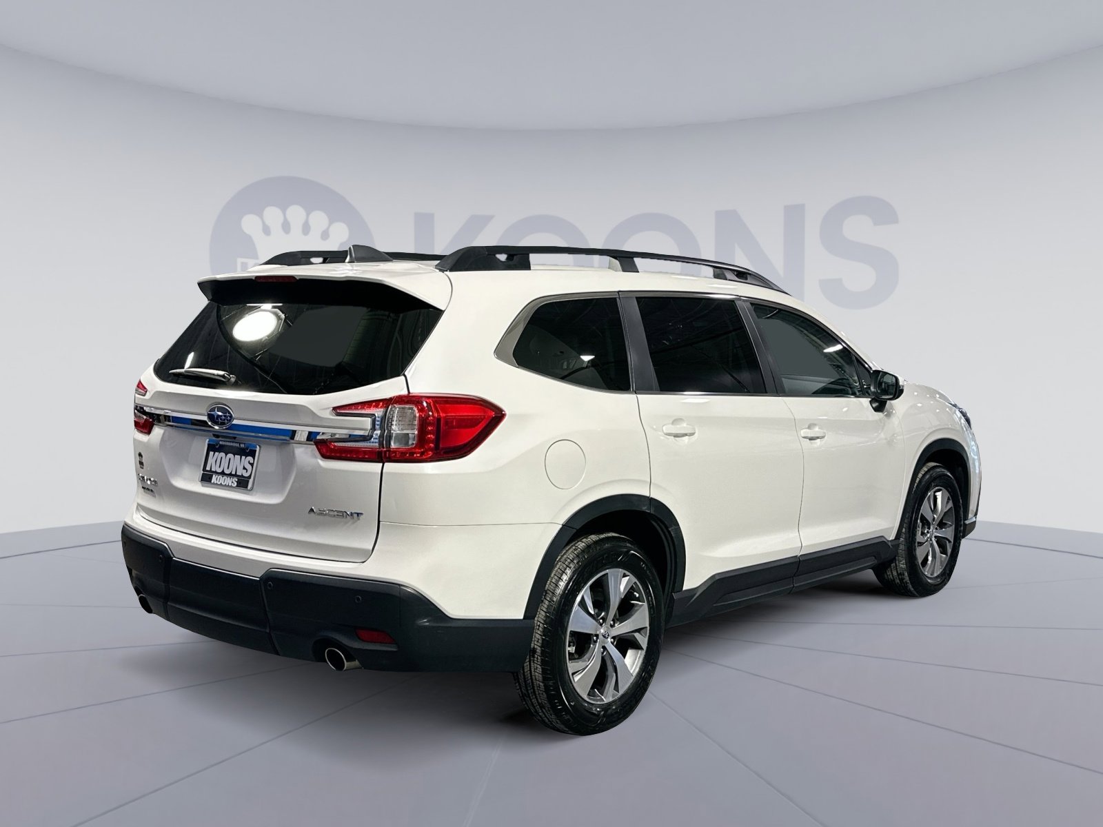Used 2023 Subaru Ascent Premium w/ Convenience Package image 7
