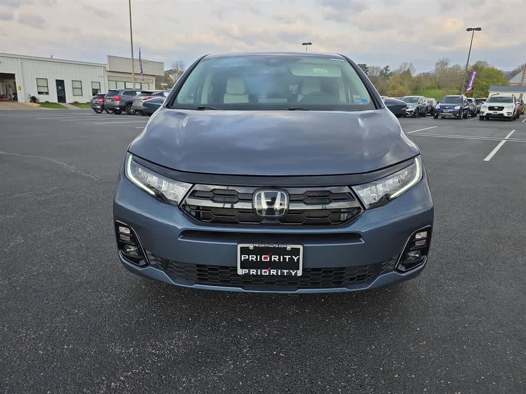 Used 2025 Honda Odyssey Elite image 4